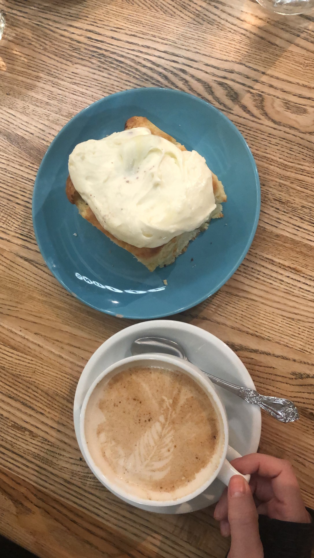 942AECB7-C737-49B8-8E24-5E0192E77B0D