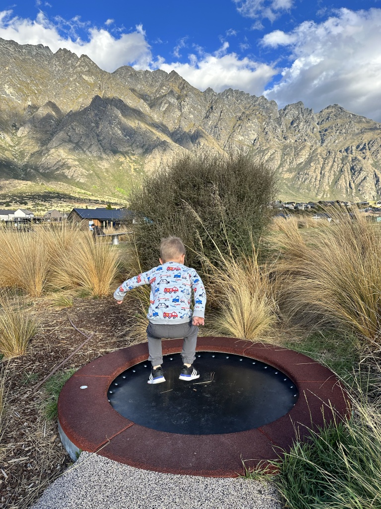 New Zealand family travel blog - Queenstown, Wanaka, Kaikoura, Mount Cook, Milford Sound